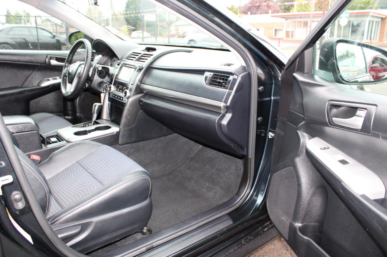 Toyota Camry 4dr Sdn I4 Auto SE Sport Limited Edition (Natl) 2012