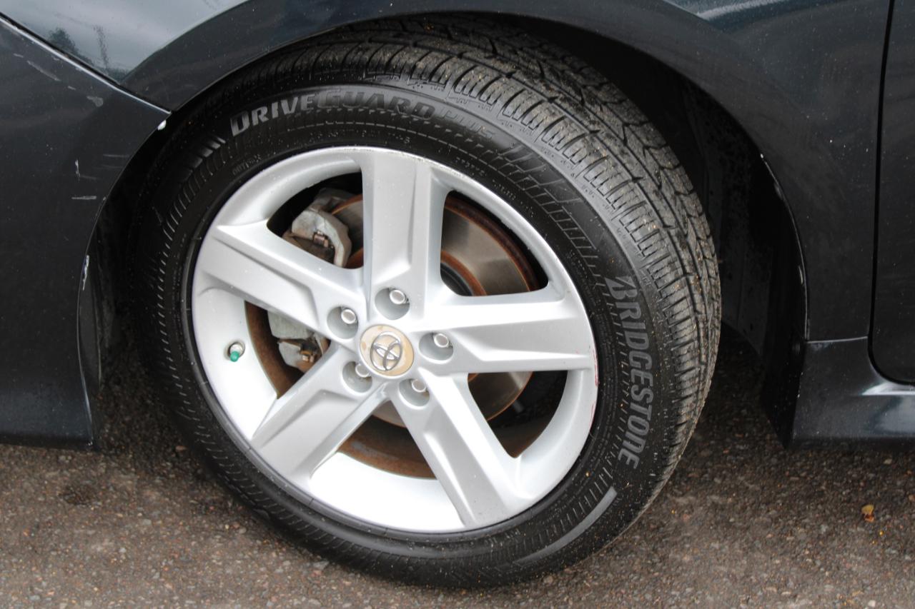Toyota Camry 4dr Sdn I4 Auto SE Sport Limited Edition (Natl) 2012