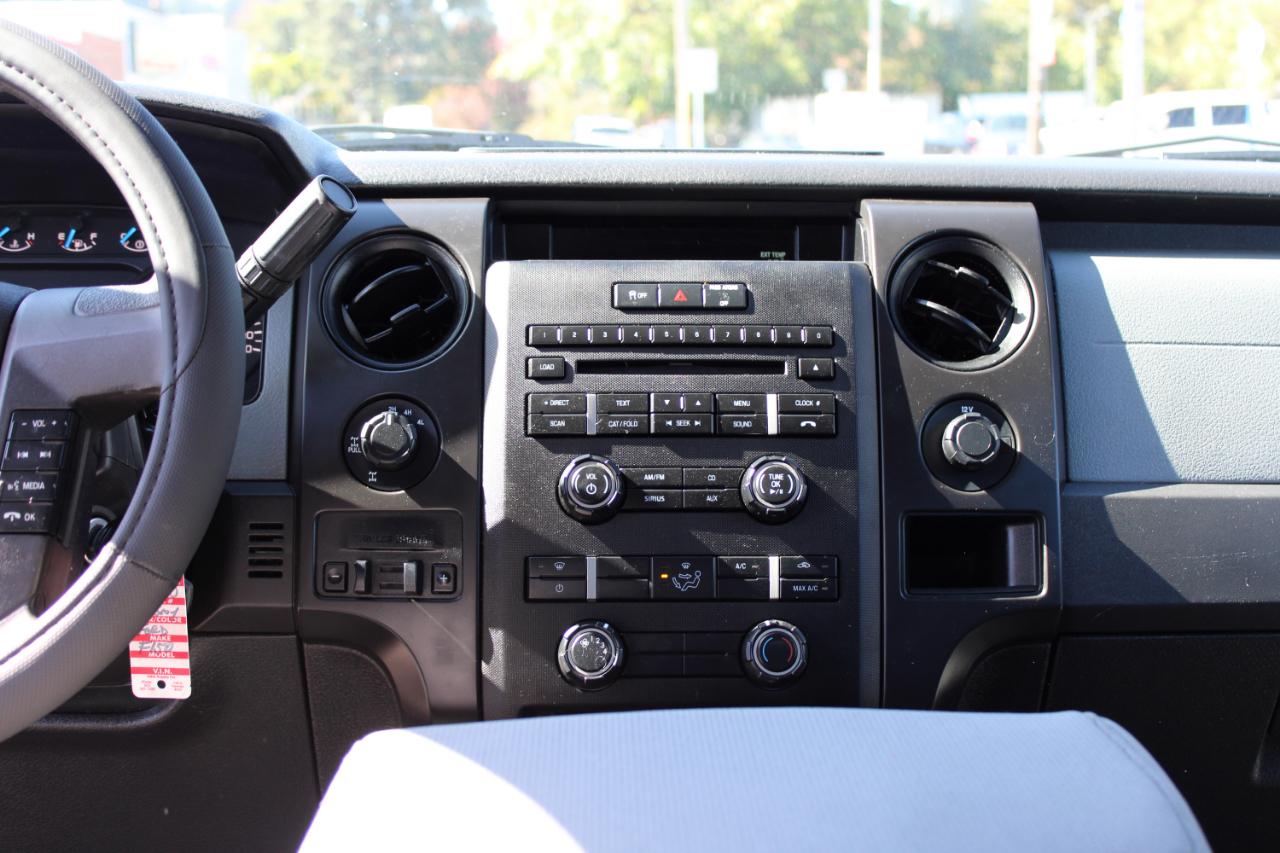Ford F-150 4WD SuperCab 145" STX 2013