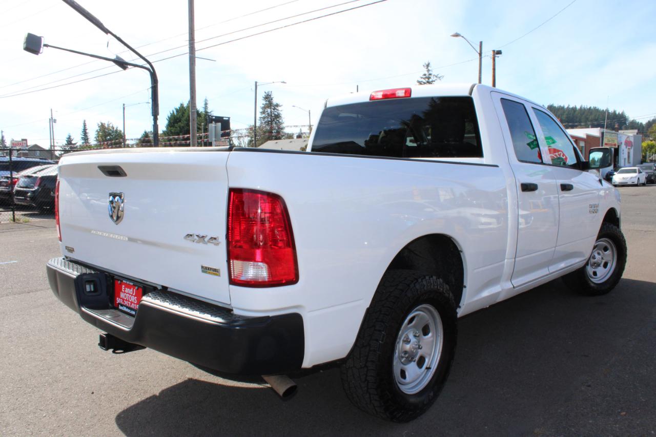 RAM 1500 4WD Quad Cab 140.5" Tradesman 2016