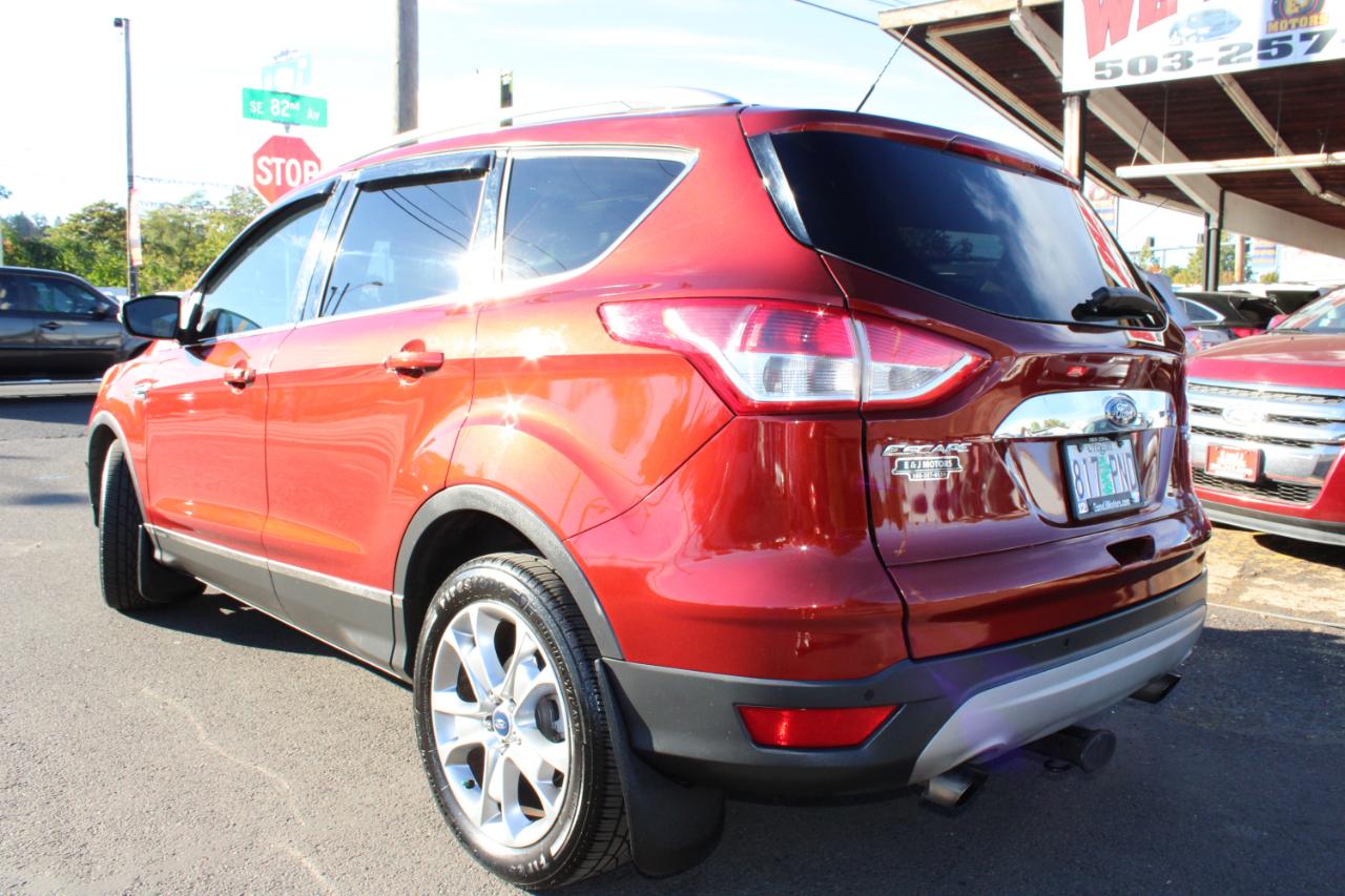 Ford Escape 4WD 4dr Titanium 2015