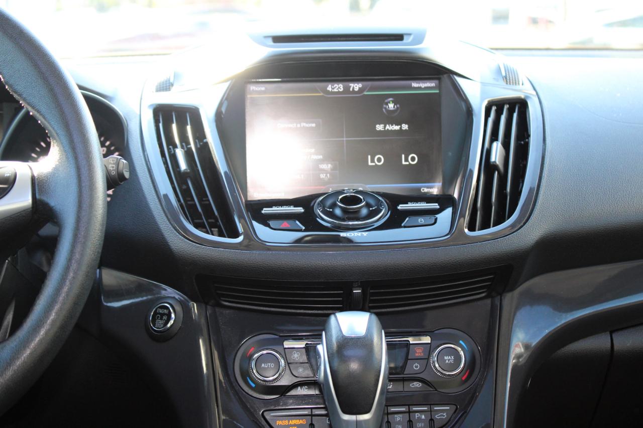 Ford Escape 4WD 4dr Titanium 2015