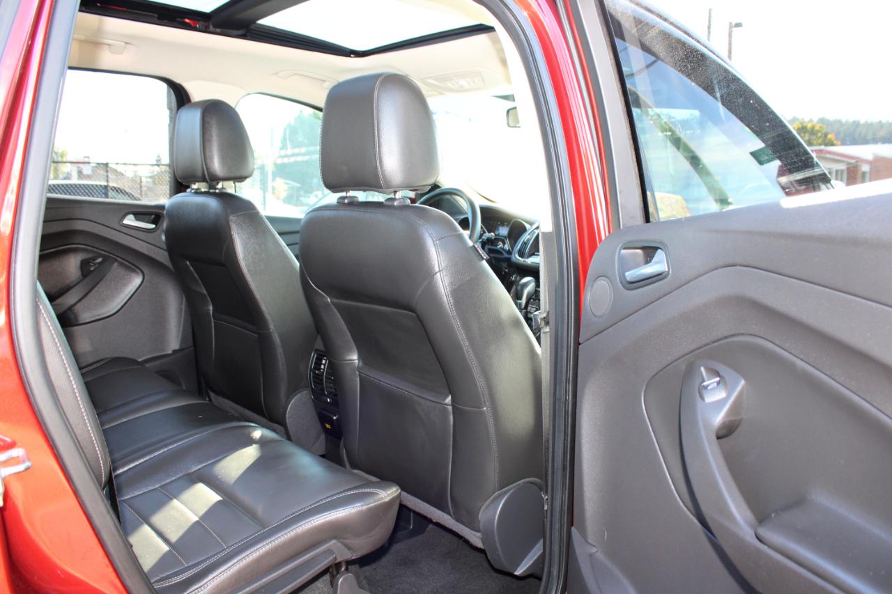 Ford Escape 4WD 4dr Titanium 2015