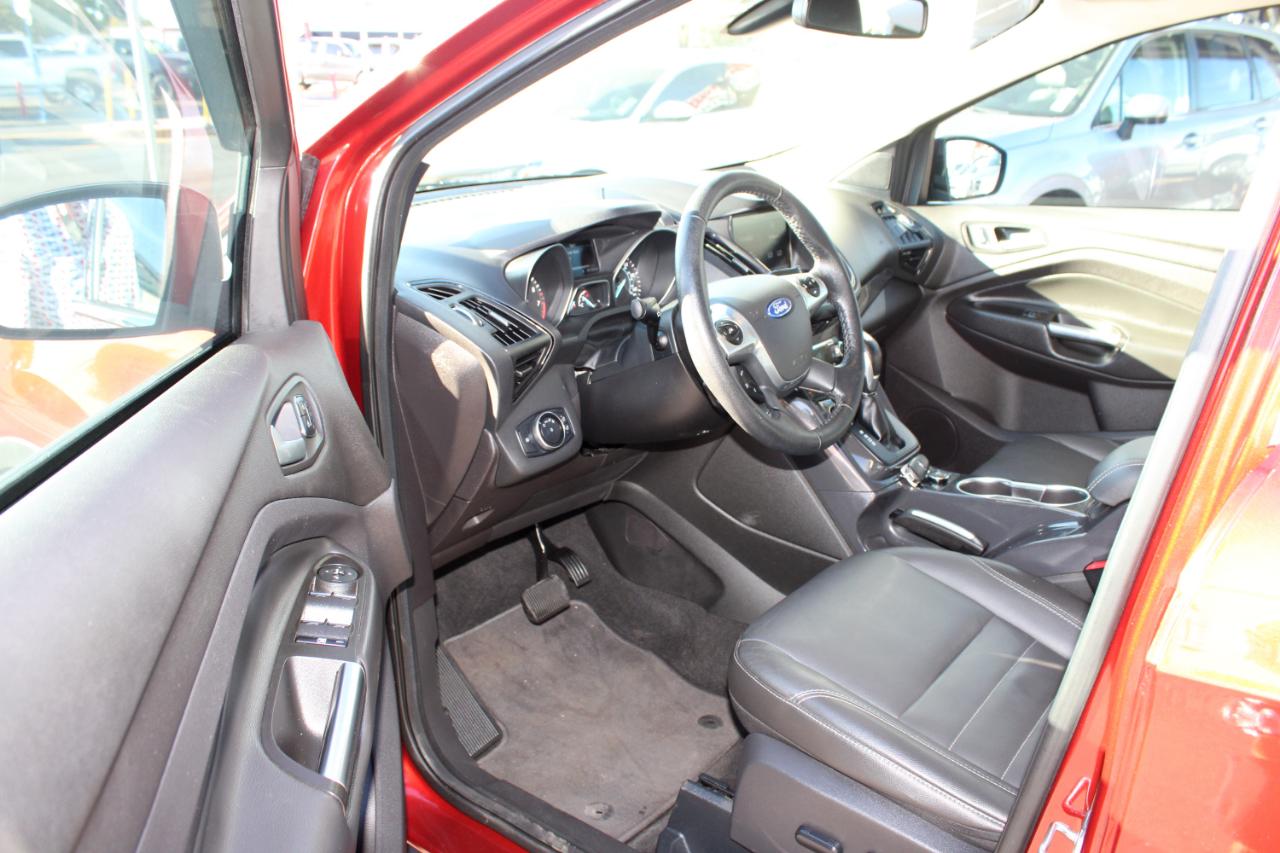 Ford Escape 4WD 4dr Titanium 2015