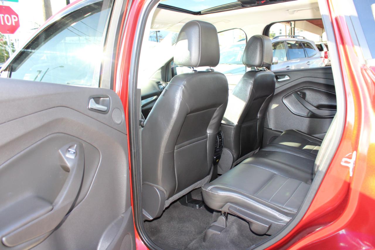 Ford Escape 4WD 4dr Titanium 2015