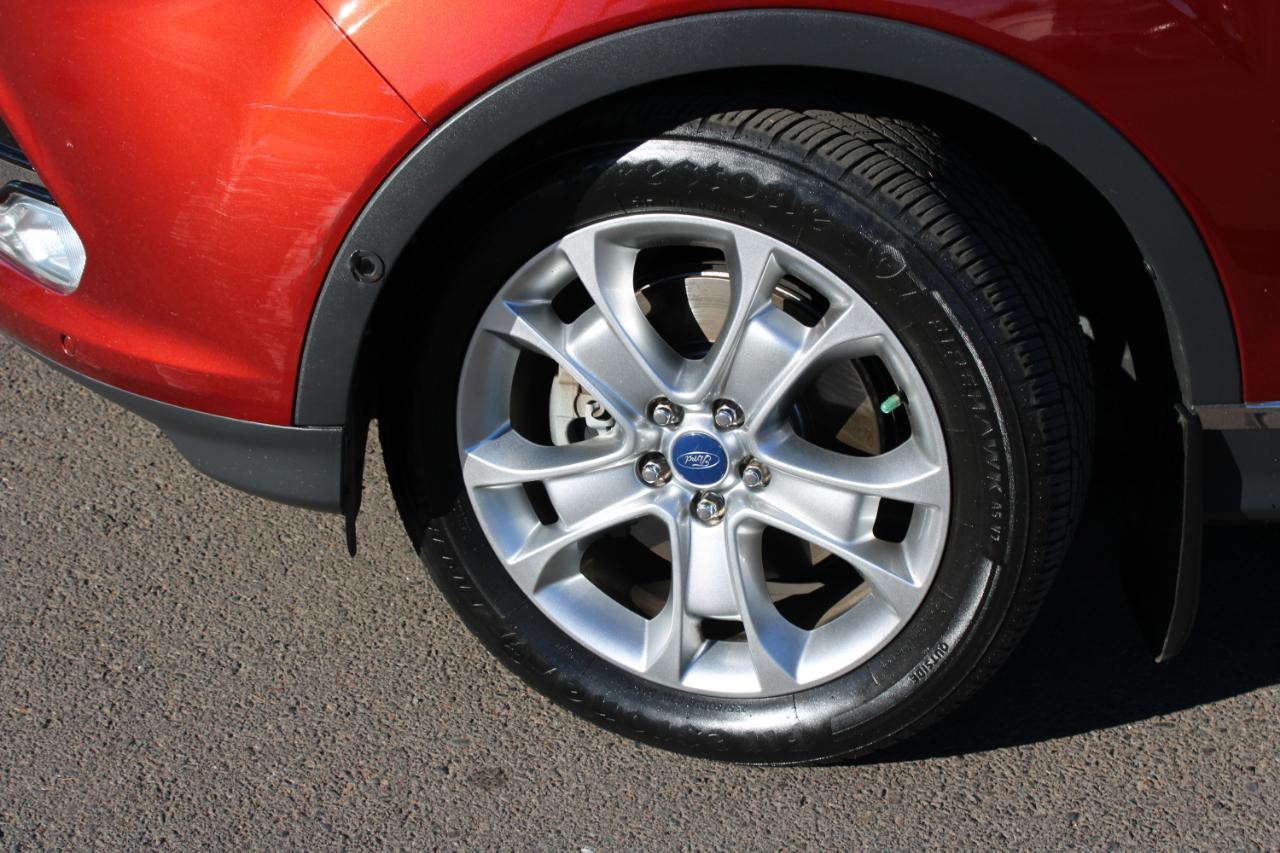 Ford Escape 4WD 4dr Titanium 2015