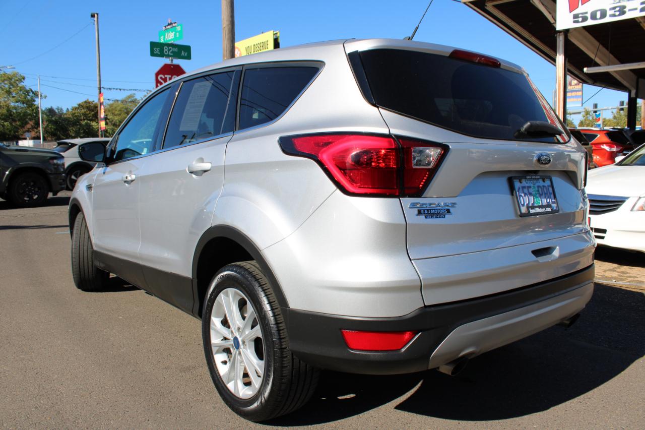 Ford Escape SE FWD 2019