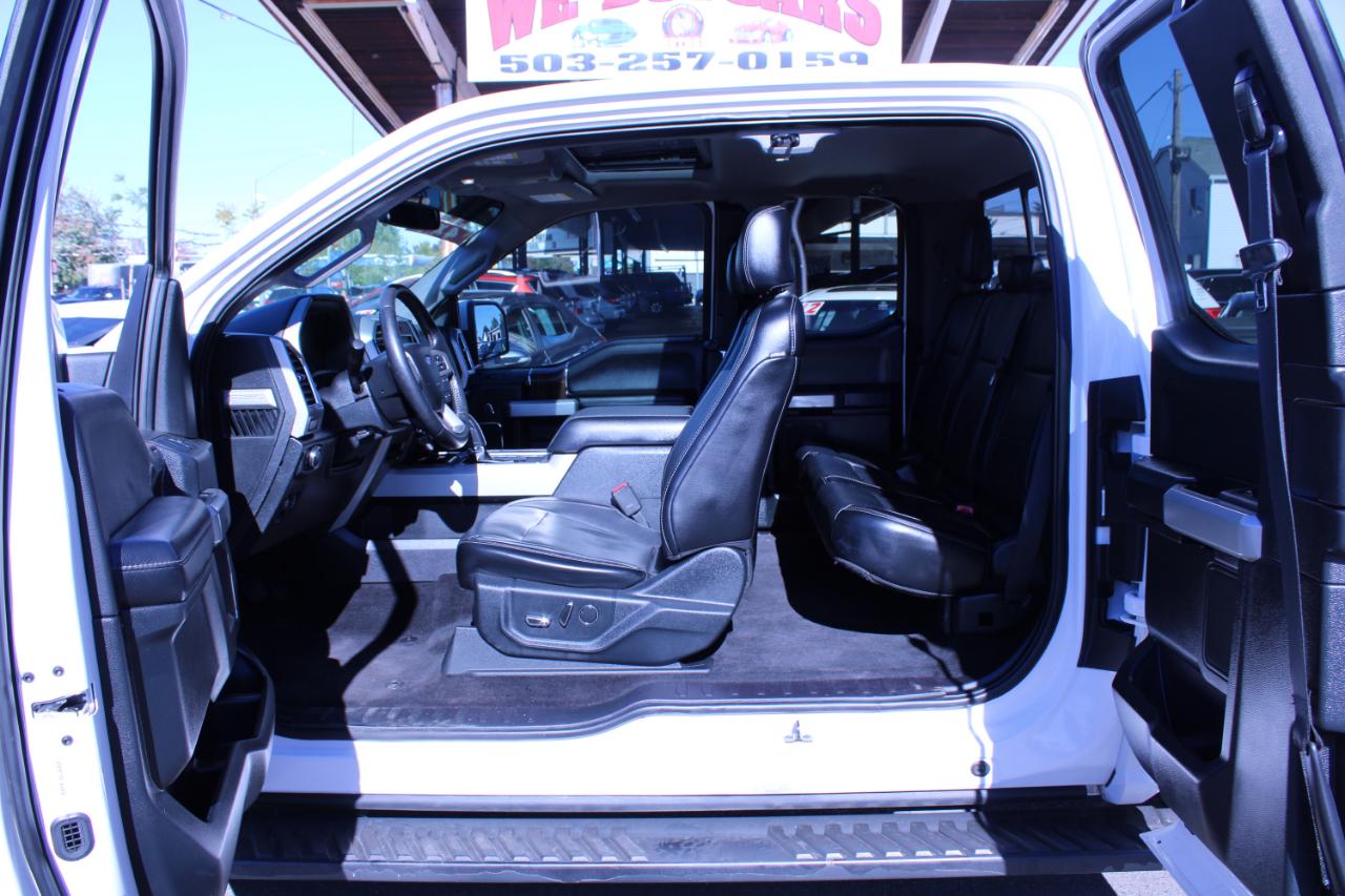 Ford F-150 4WD SuperCab 145" Lariat 2016