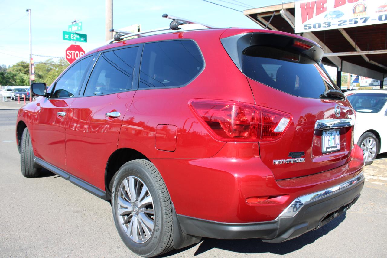 Nissan Pathfinder 4x4 S 2018