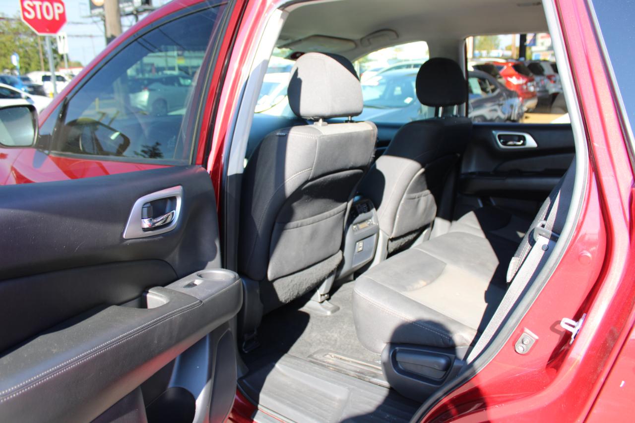Nissan Pathfinder 4x4 S 2018