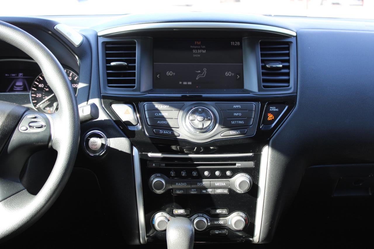 Nissan Pathfinder 4x4 S 2018