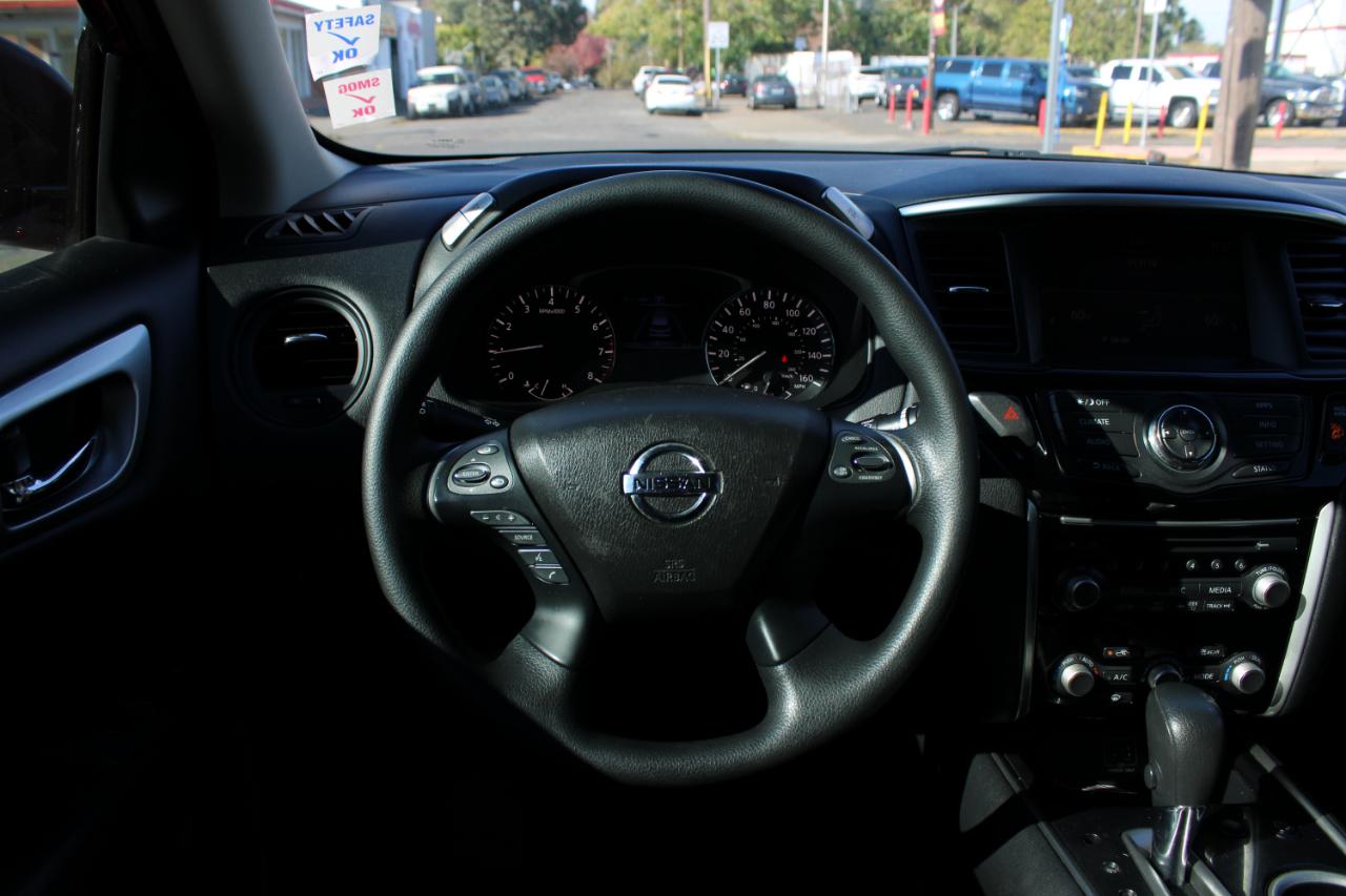Nissan Pathfinder 4x4 S 2018