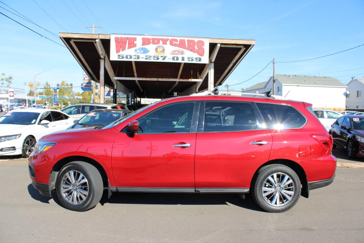Nissan Pathfinder 4x4 S 2018
