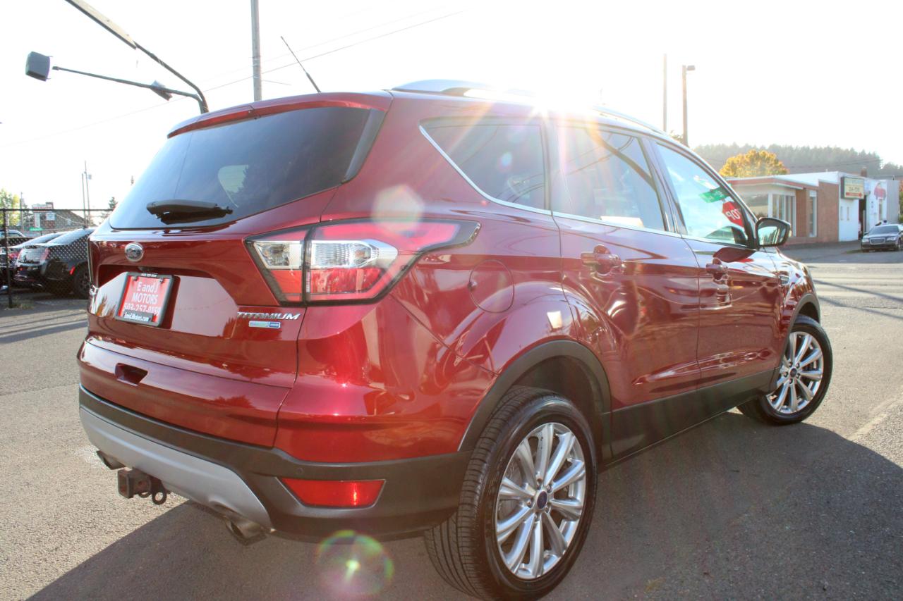 Ford Escape Titanium 4WD 2017