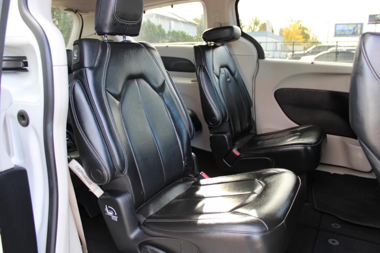 Chrysler Pacifica Touring L FWD 2022