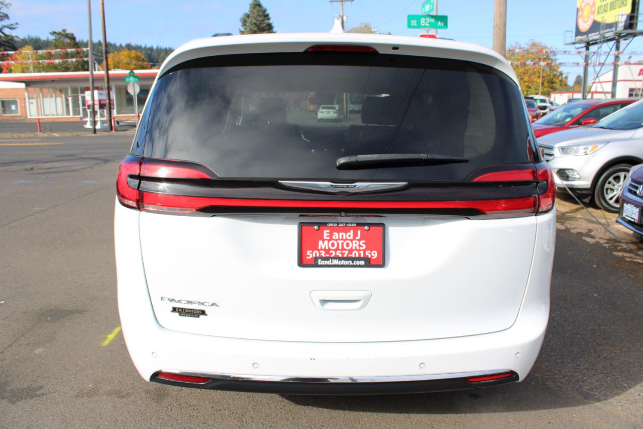 Chrysler Pacifica Touring L FWD 2022