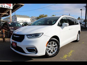 2022 Chrysler Pacifica Touring L FWD