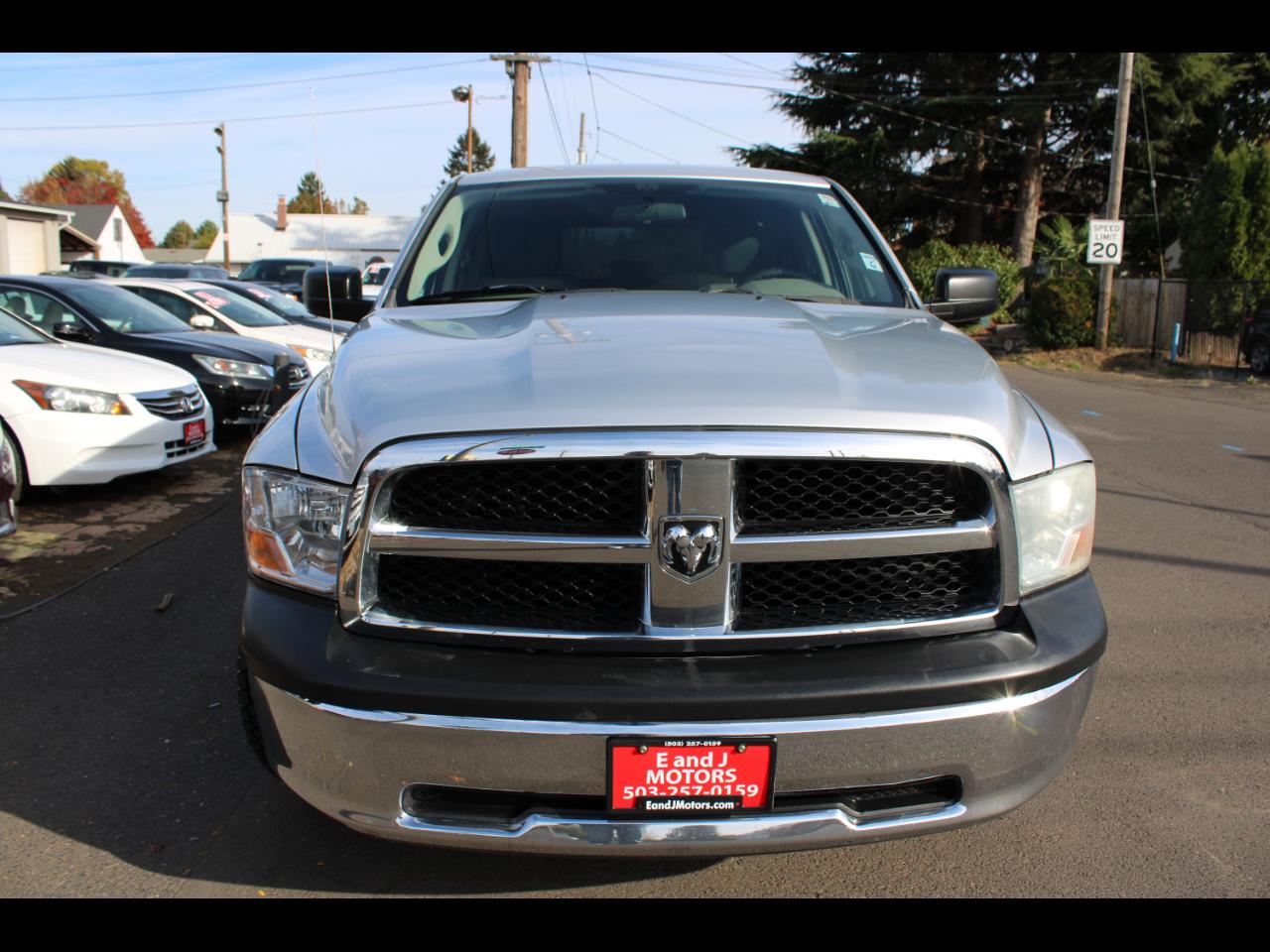 RAM 1500 4WD Quad Cab 140.5" ST 2011