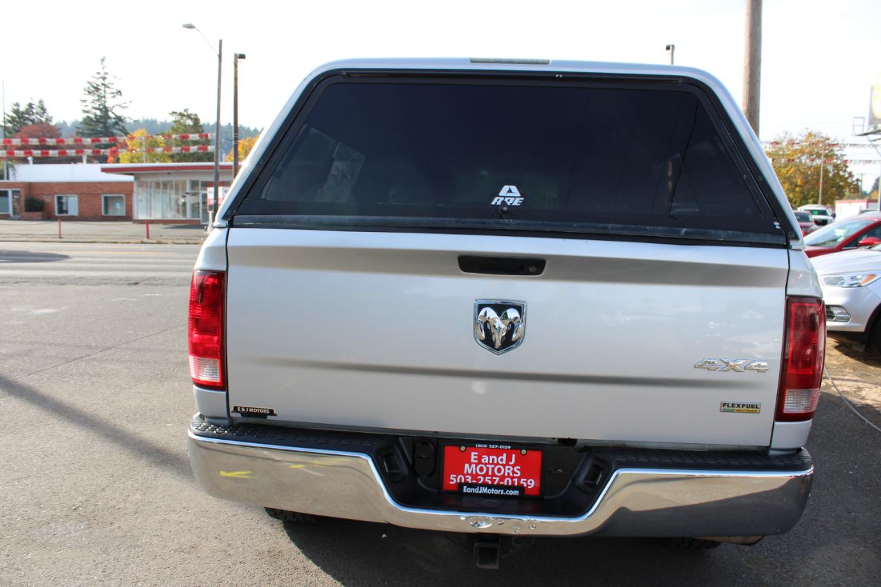 RAM 1500 4WD Quad Cab 140.5" ST 2011