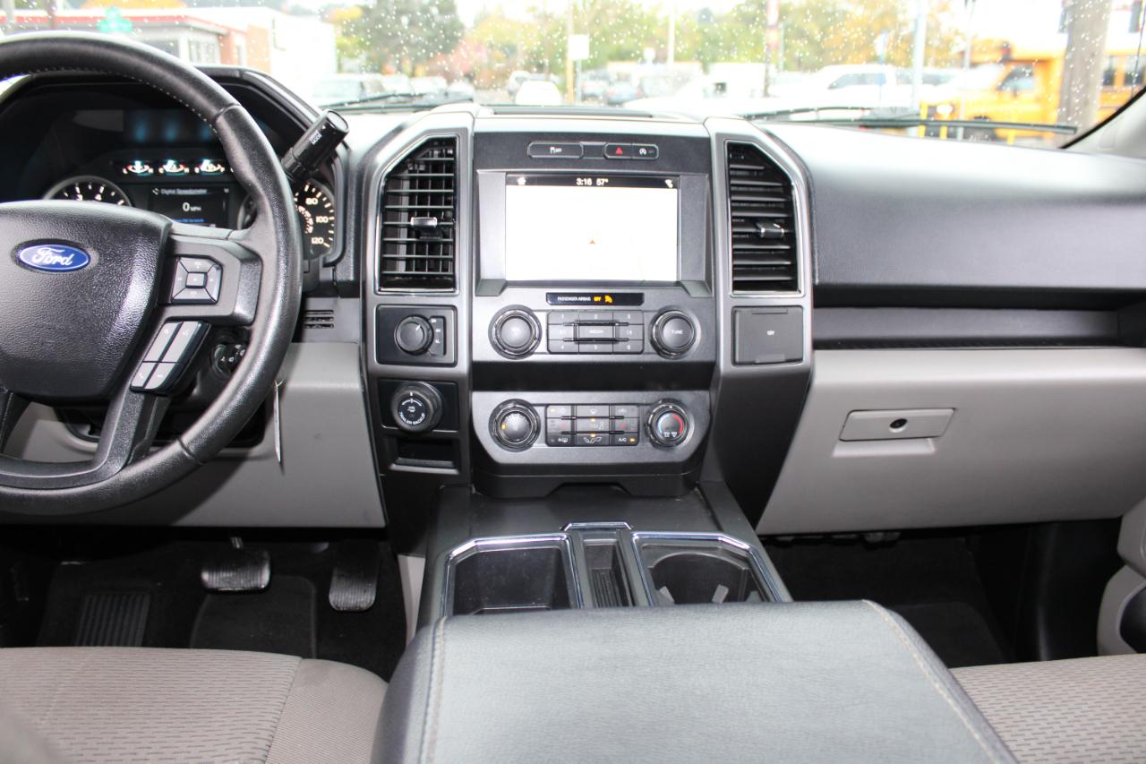 Ford F-150 SuperCrew 150" XLT 4WD 2019