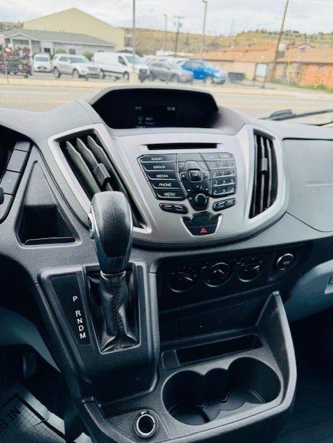 Ford Transit Passenger Wagon T-150 130" Med Roof XL Sliding RH Dr 2018