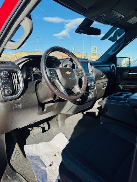 Chevrolet Silverado 1500 4WD Crew Cab 157" LT 2021