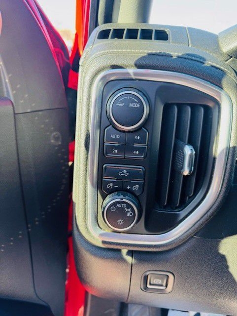 Chevrolet Silverado 1500 4WD Crew Cab 157" LT 2021