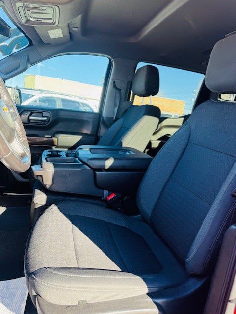 Chevrolet Silverado 1500 4WD Crew Cab 157" LT 2021