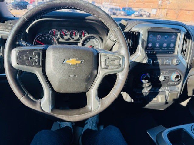 Chevrolet Silverado 1500 4WD Crew Cab 157" LT 2021