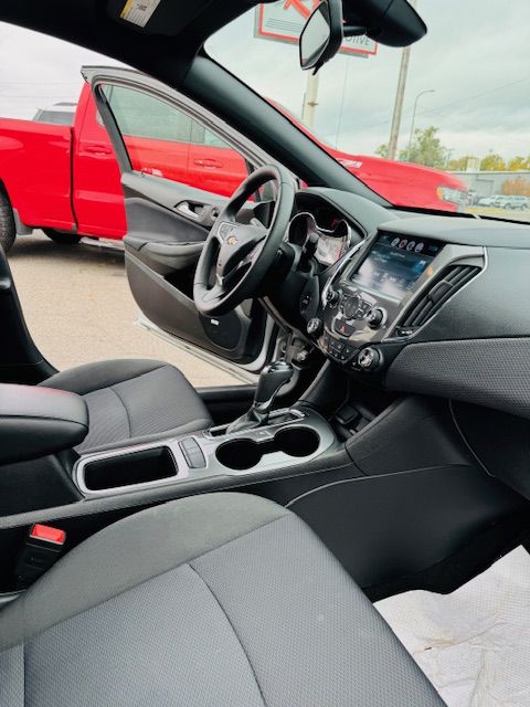 Chevrolet Cruze 4dr Sdn 1.4L LT w/1SD 2018 Chevrolet Cruze 4dr Sdn 1.4L LT w/1SD 2018