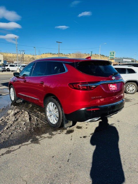 Buick Enclave AWD 4dr Essence 2021