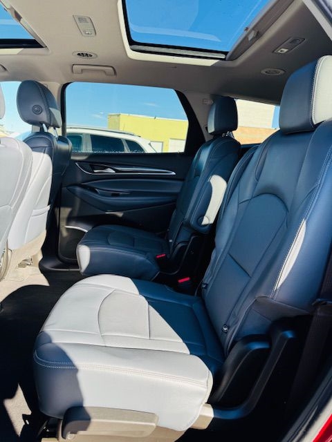 Buick Enclave AWD 4dr Essence 2021