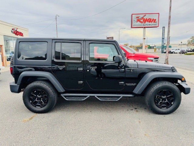 2017 Jeep Wrangler Unlimited 4WD 4dr Willys Wheeler