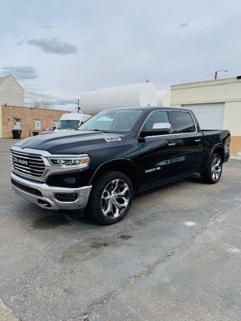 RAM 1500 Laramie Longhorn 4x4 Crew Cab 5'7" Box 2019