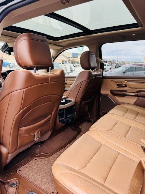 RAM 1500 Laramie Longhorn 4x4 Crew Cab 5'7" Box 2019