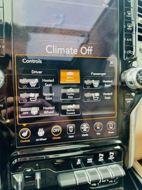 RAM 1500 Laramie Longhorn 4x4 Crew Cab 5'7" Box 2019