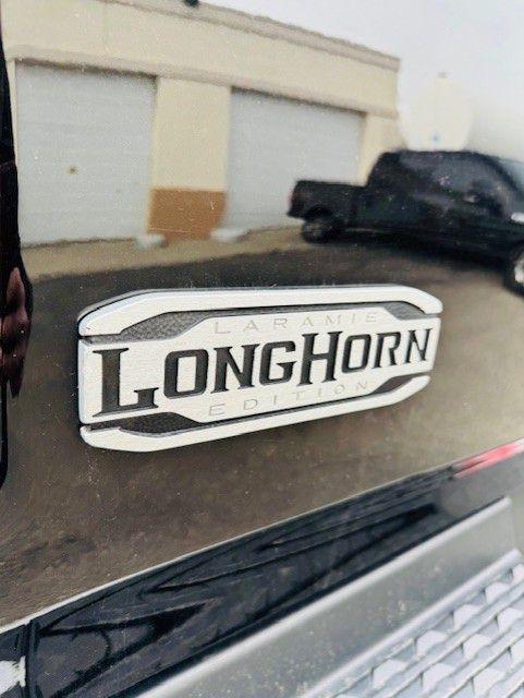 RAM 1500 Laramie Longhorn 4x4 Crew Cab 5'7" Box 2019