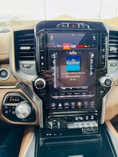 RAM 1500 Laramie Longhorn 4x4 Crew Cab 5'7" Box 2019