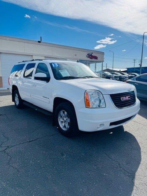 GMC Yukon XL 4WD 4dr 1500 SLT 2013