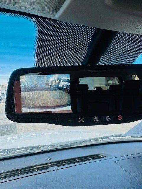 GMC Yukon XL 4WD 4dr 1500 SLT 2013