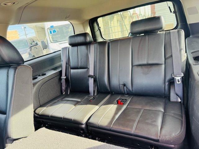 GMC Yukon XL 4WD 4dr 1500 SLT 2013