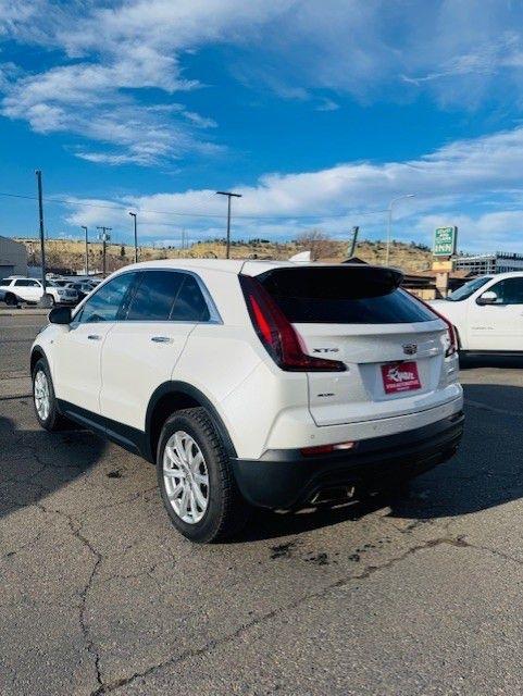 Cadillac XT4 AWD 4dr Luxury 2021