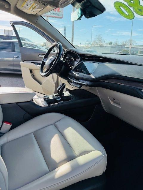 Cadillac XT4 AWD 4dr Luxury 2021