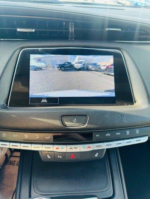 Cadillac XT4 AWD 4dr Luxury 2021