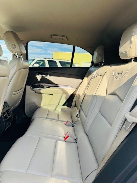 Cadillac XT4 AWD 4dr Luxury 2021