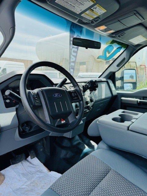 Ford Super Duty F-350 SRW 4WD Crew Cab 156" King Ranch 2012