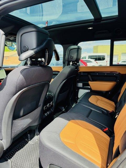 Land Rover Defender 130 X AWD 2023