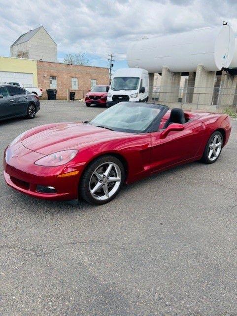 Chevrolet Corvette 2dr Conv w/3LT 2011
