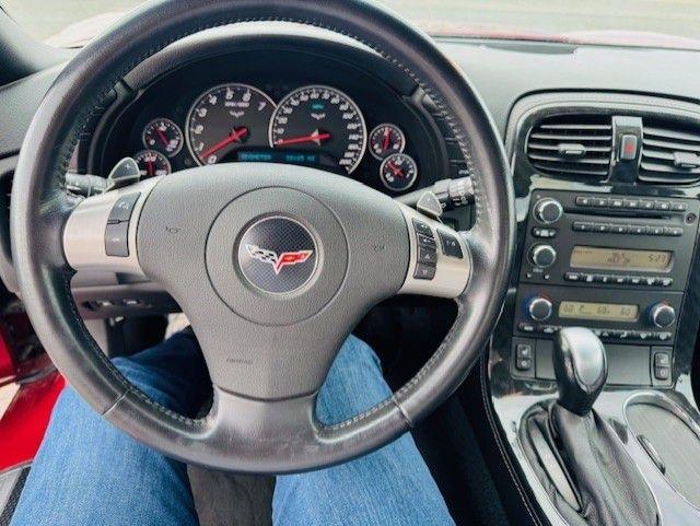 Chevrolet Corvette 2dr Conv w/3LT 2011