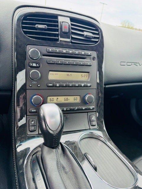 Chevrolet Corvette 2dr Conv w/3LT 2011